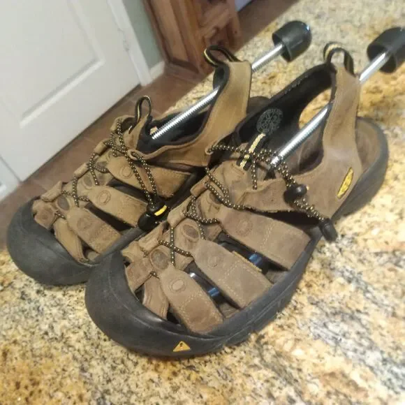 Keen Men Shoe Newport H2 Size 11M Brown Athletic Sport Sandal Hiking Walking
